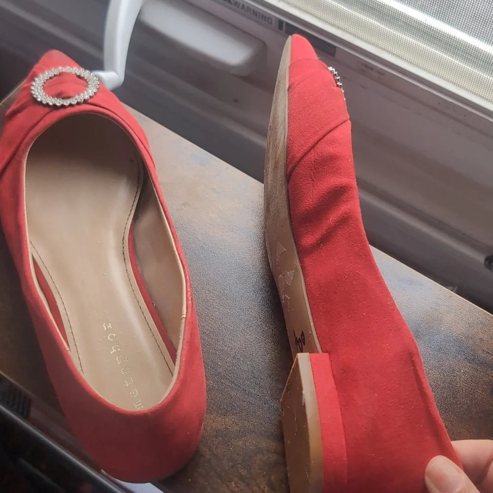 Metaphor Red Pointed Toe Flats Size 9 | Crystal Rhinestone Buckle Party